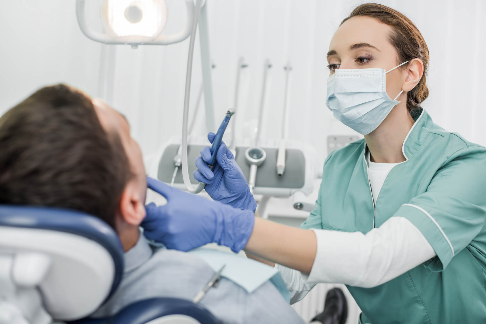The Difference Between Surgical and Simple Dental Extractions La
